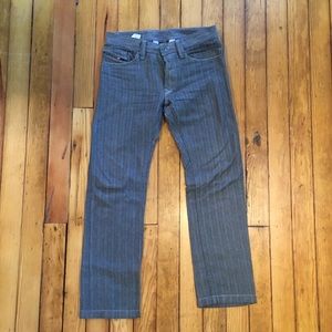 Men’s Diesel herringbone pattern jeans size 28